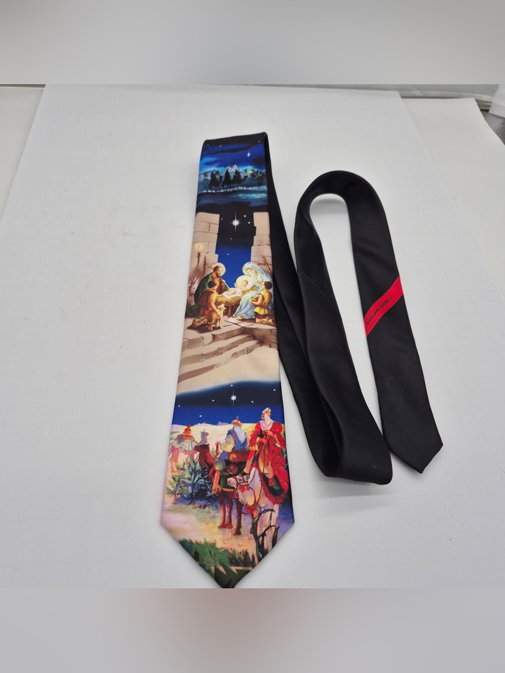 VTG Holiday Traditions Christmas Tie w/Mary Baby Jesus and Wiseman Catholic